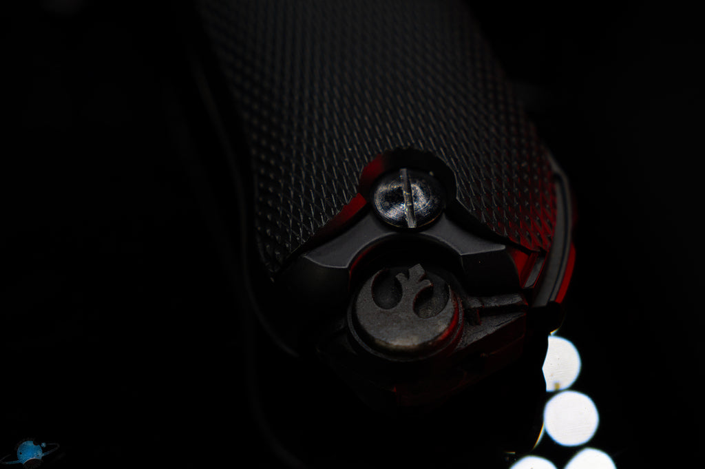 A-180 'Jyn Erso' Blaster Install with Removable Proffie Magazine