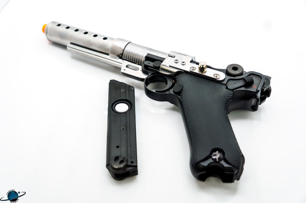 A-180 'Jyn Erso' Blaster Install with Removable Proffie Magazine