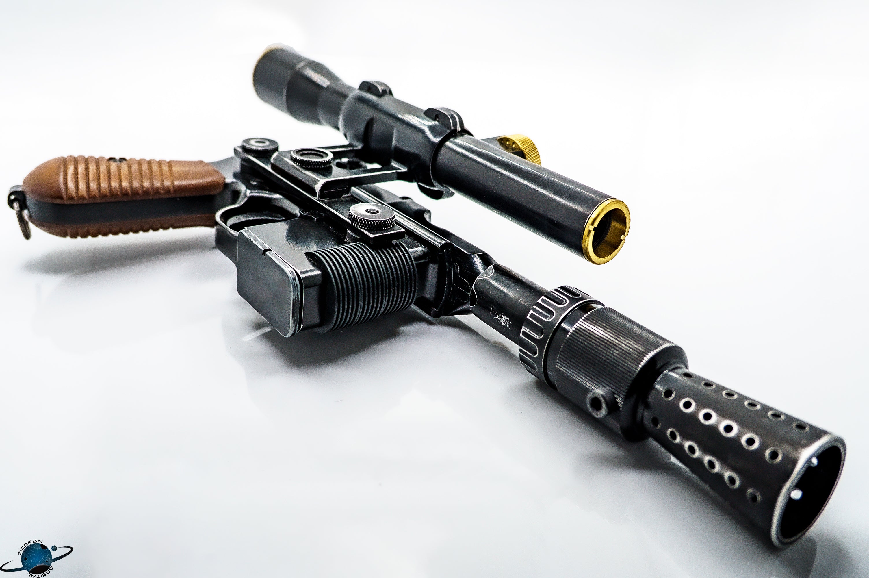 DL-44 'Han Solo' Blaster Install with Removable Proffie Magazine