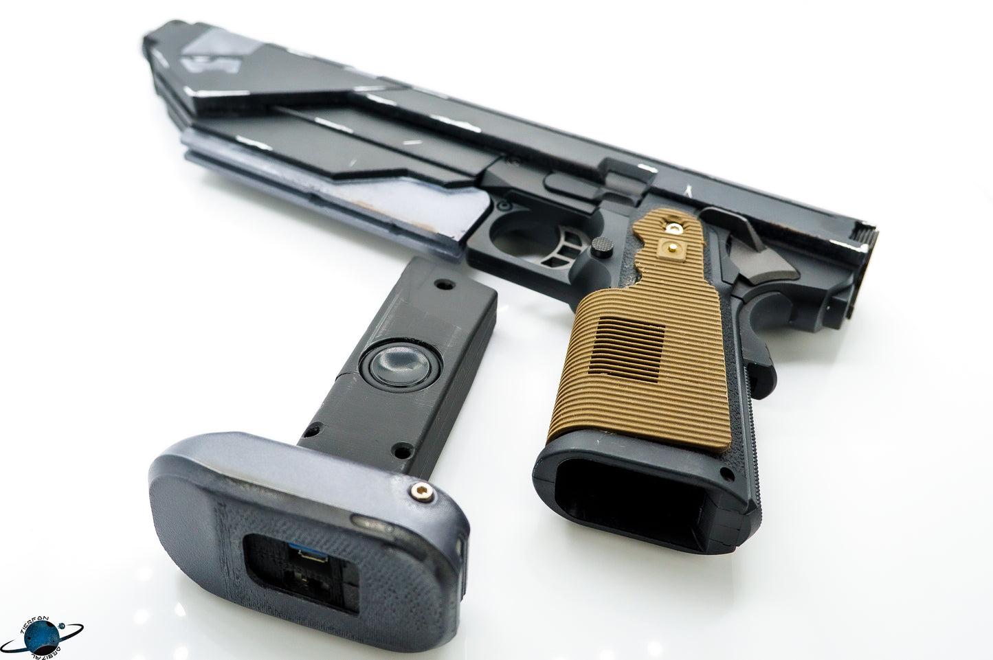 Westar35 'Bo Katan' Blaster Install with Removable Proffie Magazine