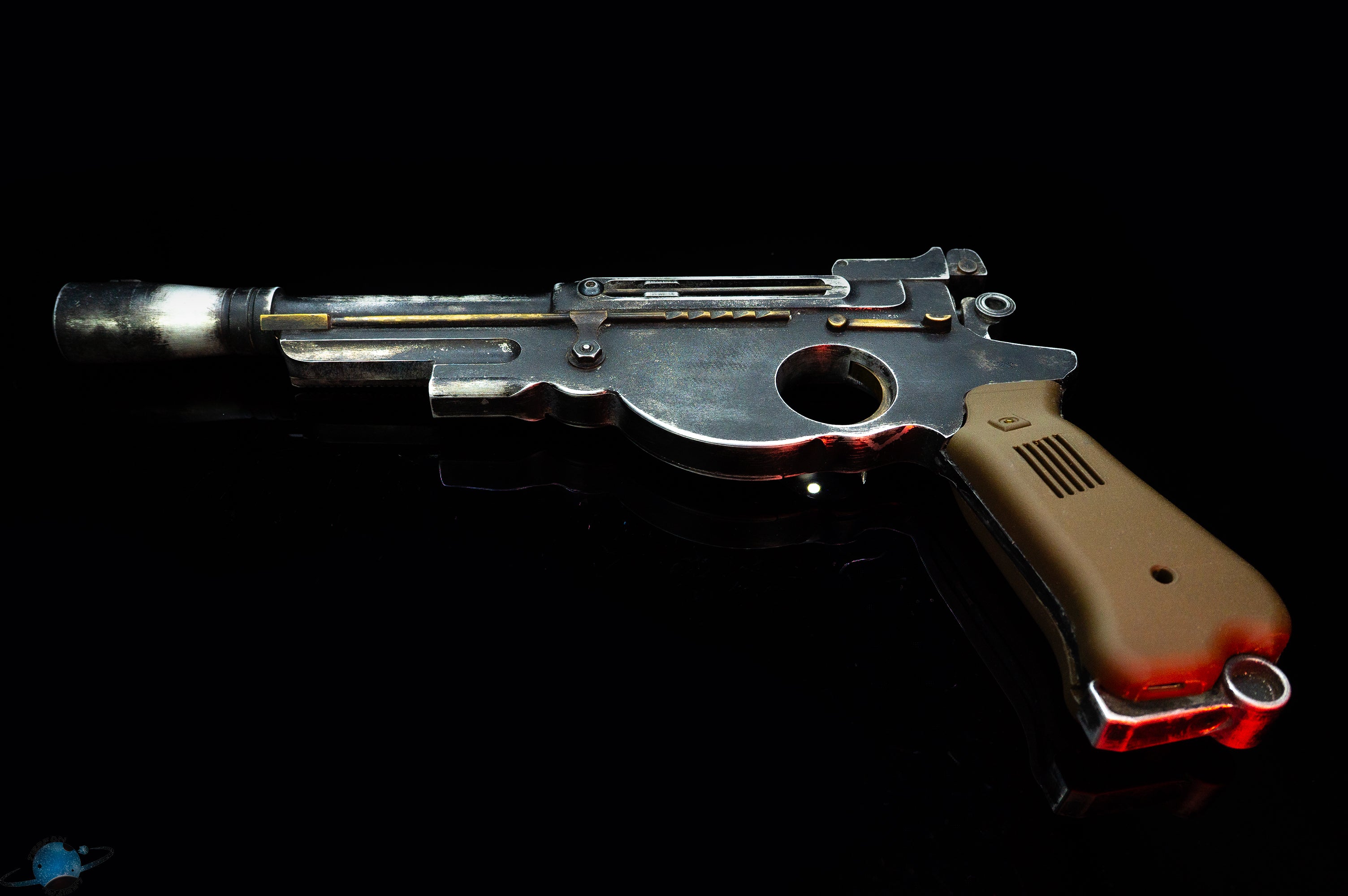 Blaster Factory FIELDMARSHAL Bergmann Mandalorian Blaster- IB-94