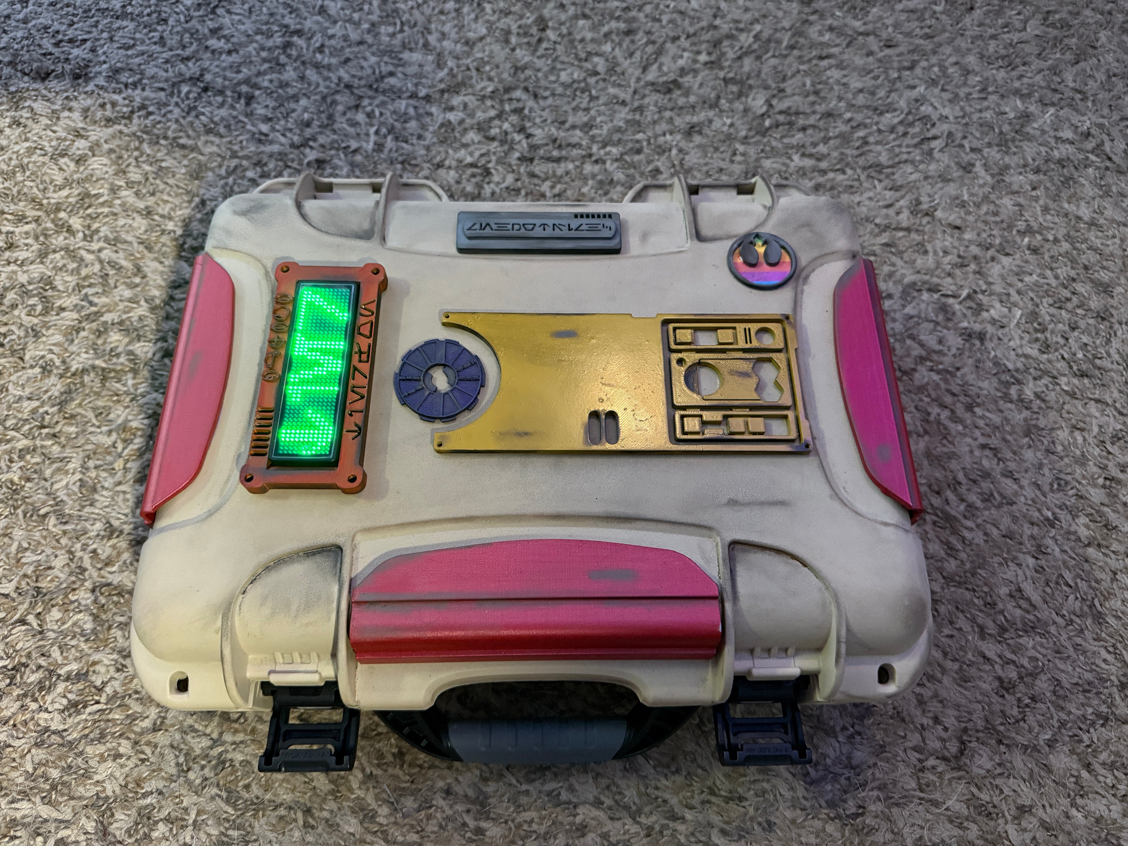 Lightsaber Transport Case (Custom Color Scheme)