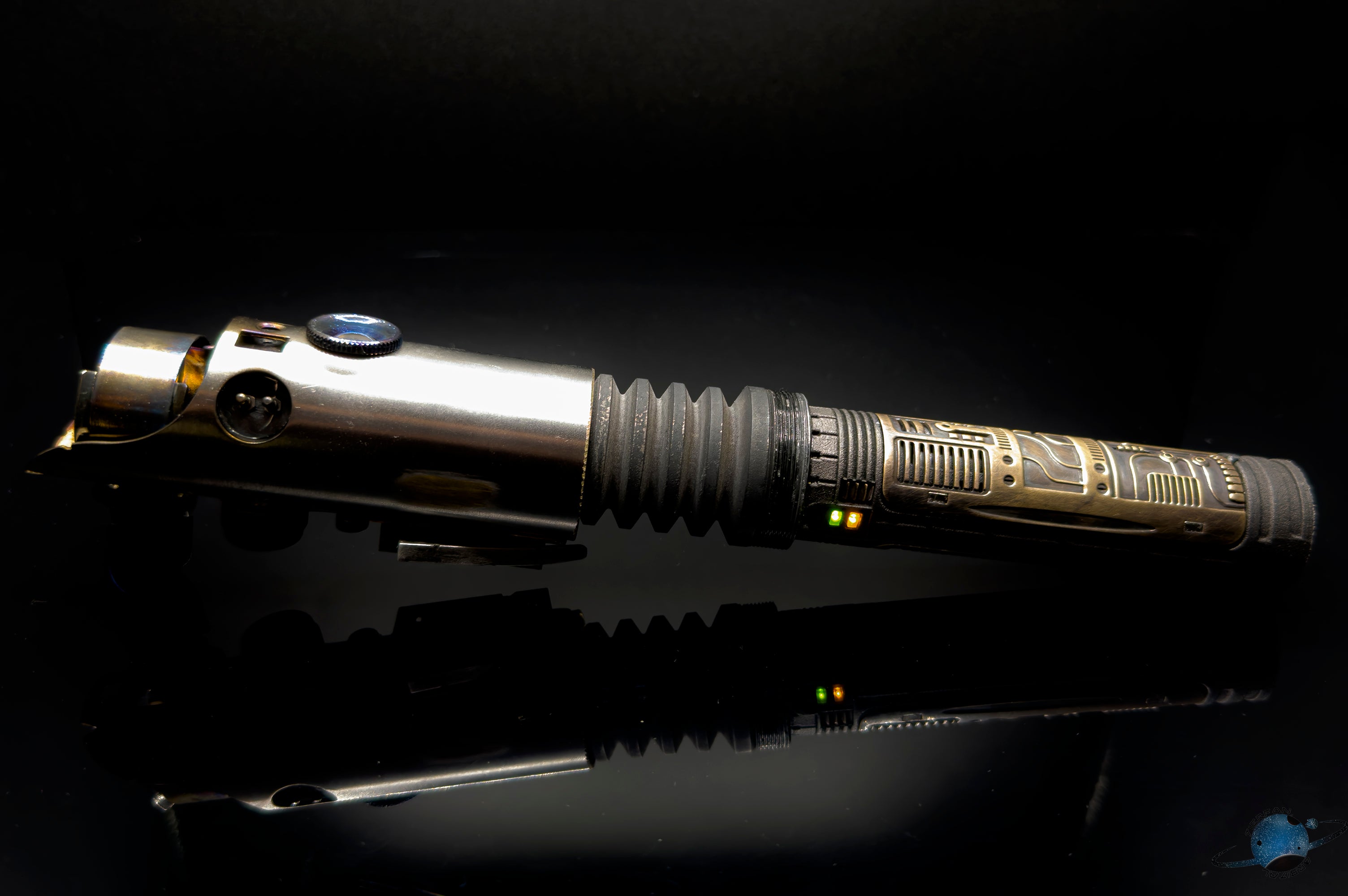 custom lightsaber
scrapfflex
lightsaber
real lightsaber
lightsaber crystal chamber